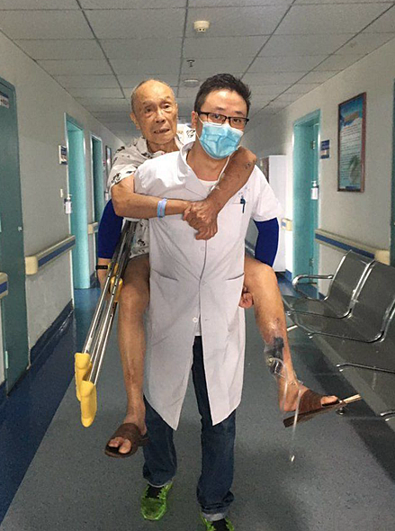 暖心小事彰显医者仁心