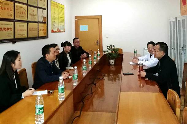 古蔺县人民医院院长周小华一行来院参观