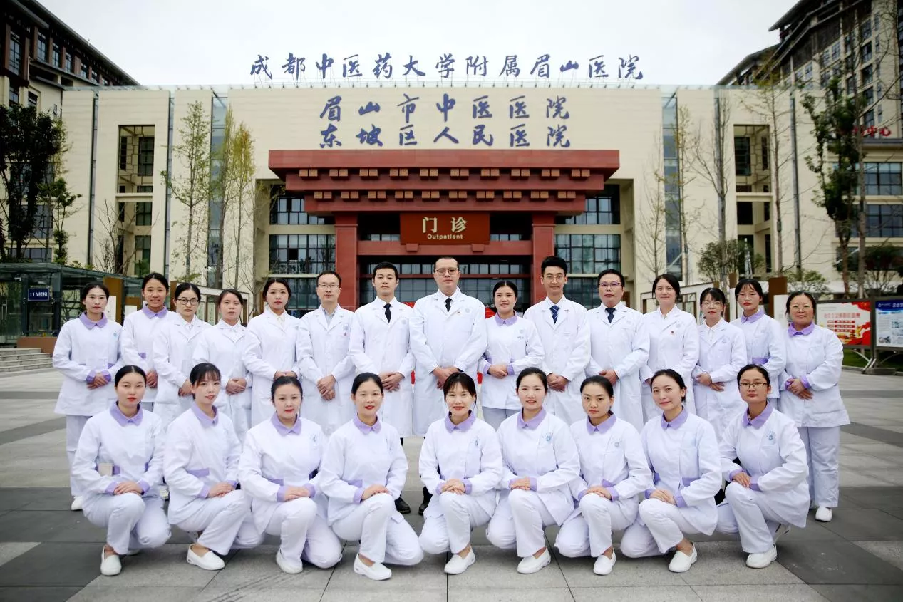 合照.png