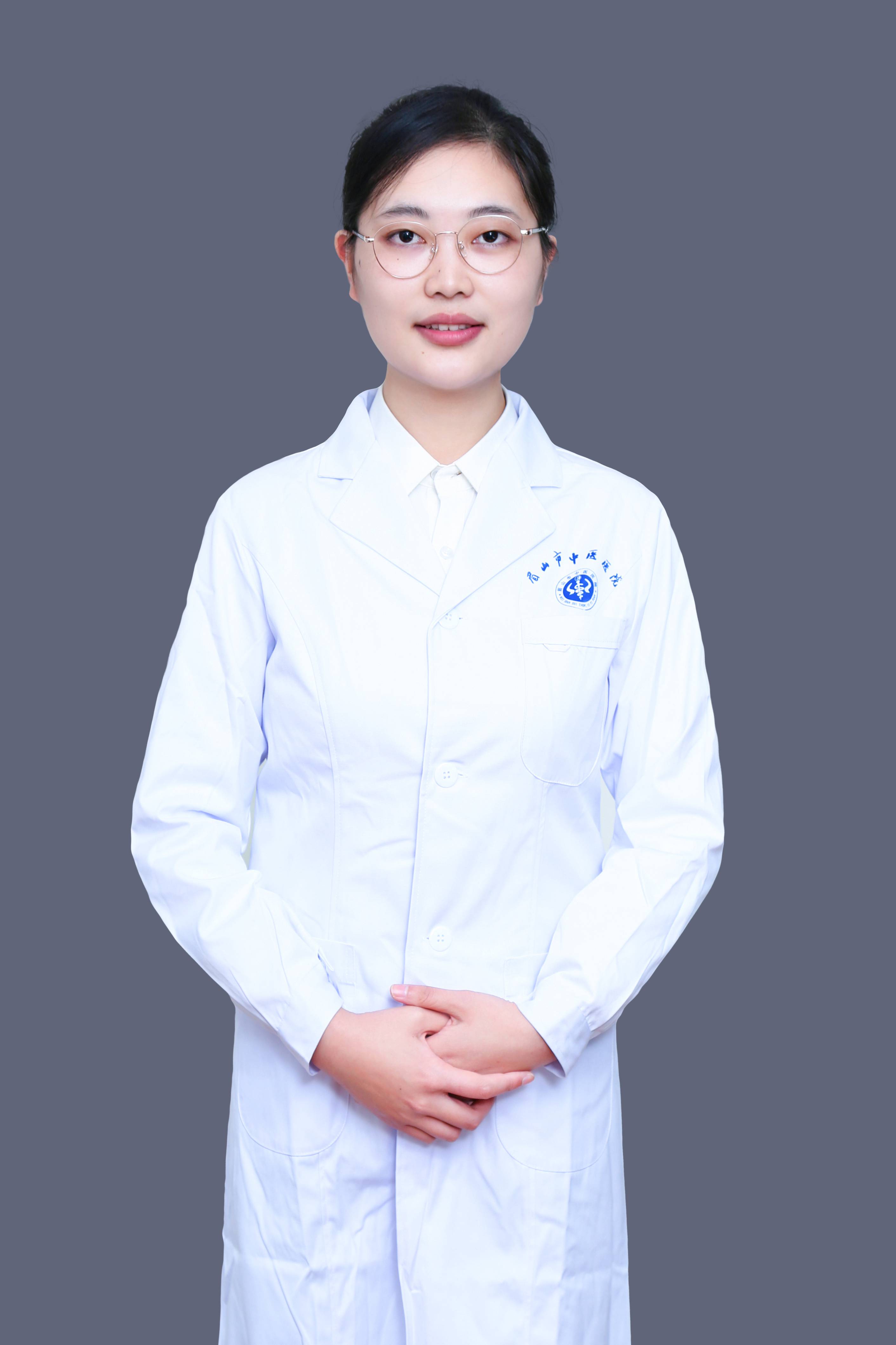 杨兰.jpg
